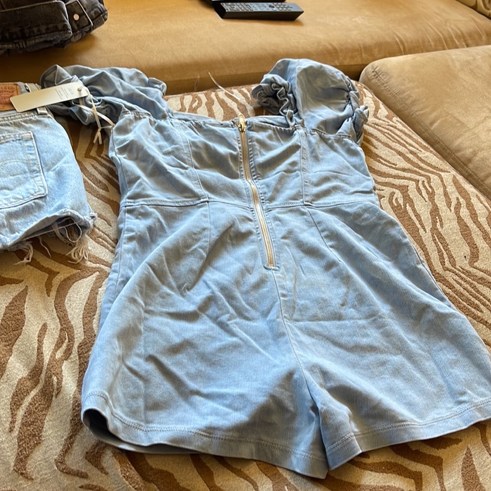 Romper - Picture 2 of 2